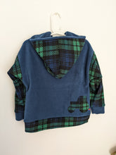 Load image into Gallery viewer, Kid&#39;s navy blue fleece hoodie with Black Watch tartan tractor
